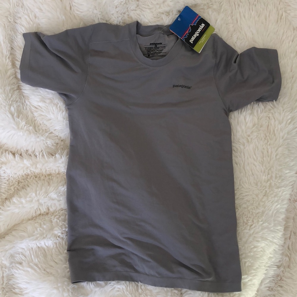 NWT Patagonia Men’s XS Gamut Shirt Trail Running Slim Fit Wicking